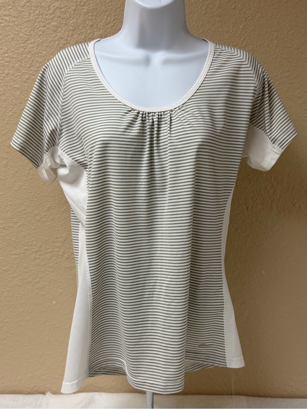 4/$20 Eddie Bauer White and Light Gray Striped Short Sleeve Tee